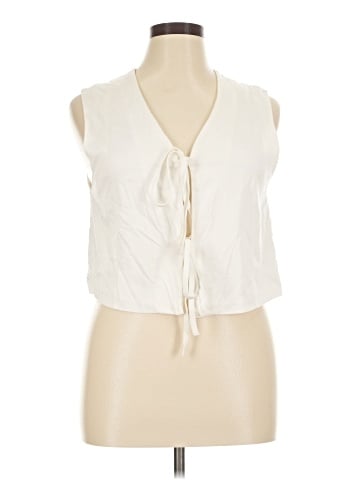 Vigoss Sleeveless Blouse (view 1)