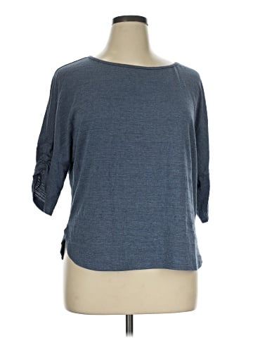 Max Studio 3/4 Sleeve Top (view 1)