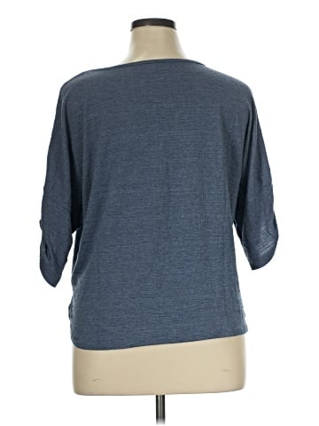 Max Studio 3/4 Sleeve Top (view 2)