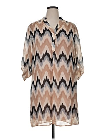 Tacera 3/4 Sleeve Blouse (view 1)