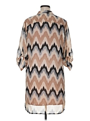 Tacera 3/4 Sleeve Blouse (view 2)