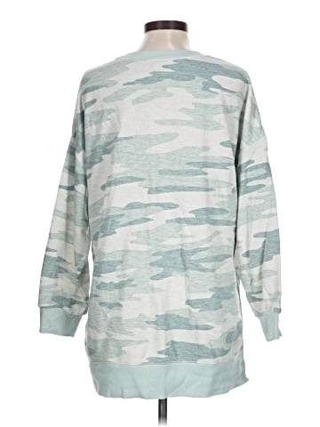 Old Navy Pullover Sweater (view 2)
