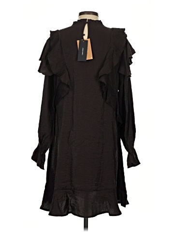 Vero Moda Casual Dress (view 2)