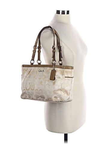 Coach Factory Shoulder Bag (view 2)