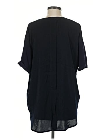 Lyssé Short Sleeve Blouse (view 2)