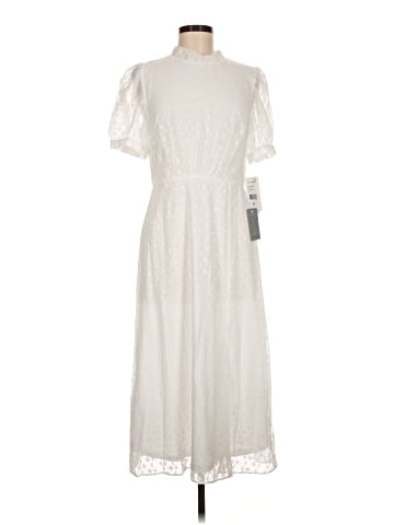 Julia Jordan Casual Dress (view 1)