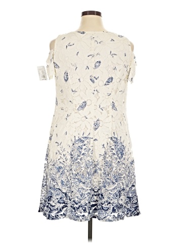 Signature by Robbie Bee Casual Dress (view 2)