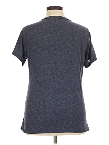Old Navy Short Sleeve T-Shirt (view 2)