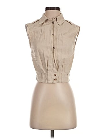 Zara Sleeveless Button-Down Shirt (view 1)