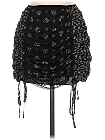 Urban Outfitters Casual Skirt (view 1)