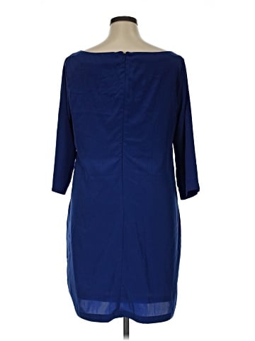 Old Navy Casual Dress (view 2)