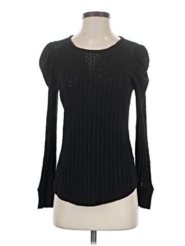 Maurices Long Sleeve T-Shirt (view 1)