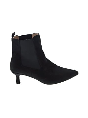 Journee Collection Ankle Boots (view 1)