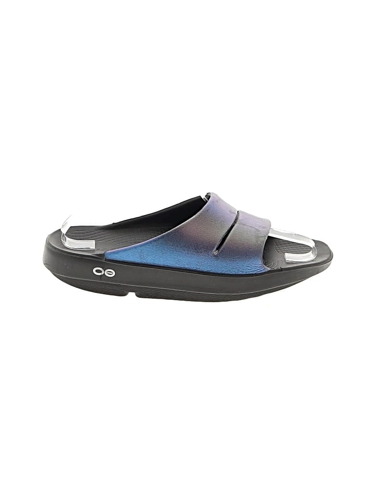 Pre-owned Oofos Sandals In Blue