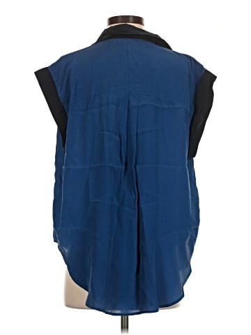 7 For All Mankind Sleeveless Button-Down Shirt (view 2)