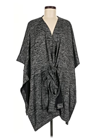 Gap Poncho (view 1)
