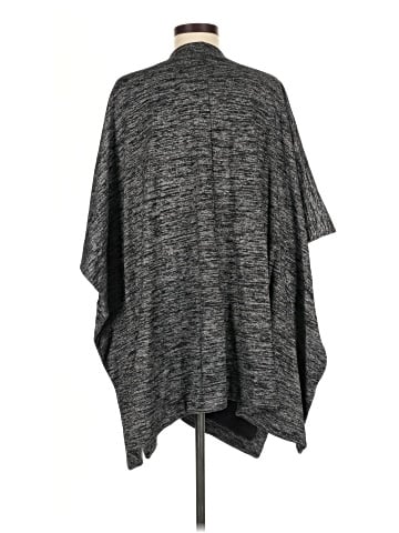 Gap Poncho (view 2)