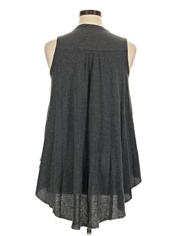 Vocal Sleeveless Blouse (view 2)