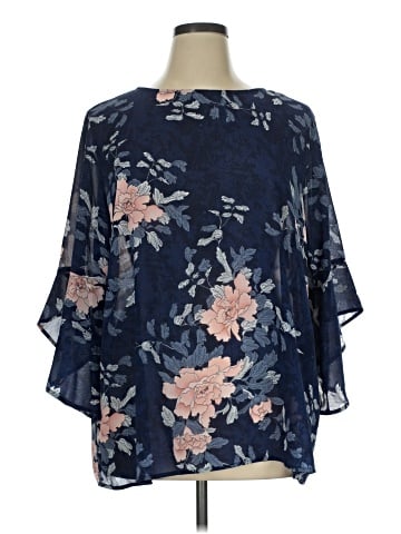North Style 3/4 Sleeve Blouse (view 1)