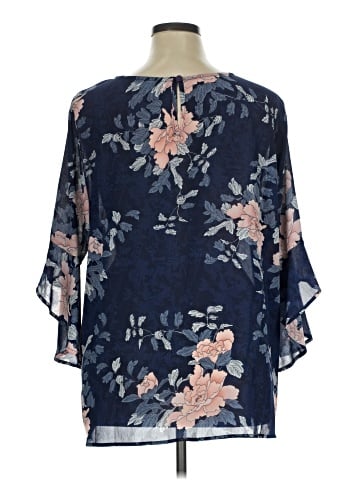 North Style 3/4 Sleeve Blouse (view 2)