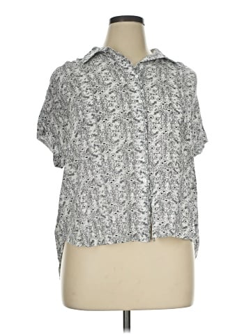 Jane and Delancey Short Sleeve Blouse (view 1)