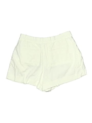 Gap Shorts (view 2)