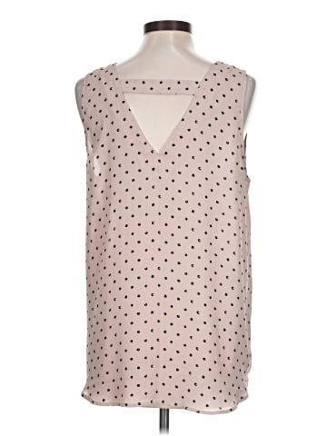 Maurices Sleeveless T-Shirt (view 2)