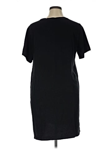 Old Navy Casual Dress (view 2)