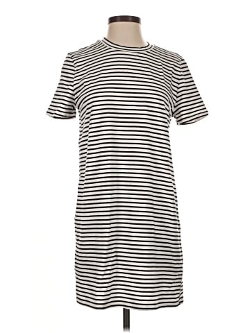 Forever 21 Casual Dress (view 1)