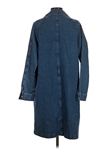 Jennifer Lopez Coat (view 2)