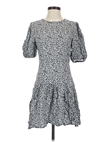 Urban Outfitters Casual Dress (view 1)
