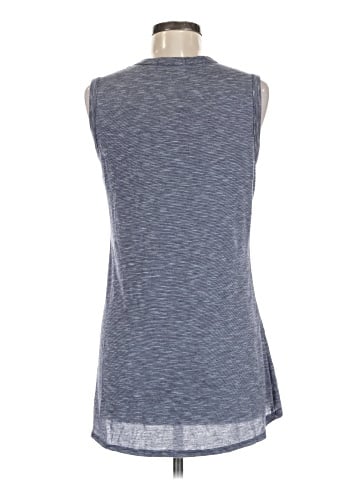 Kim & Cami Sleeveless T-Shirt (view 2)