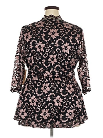 Kiyonna 3/4 Sleeve Blouse (view 2)