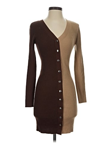 No Boundaries Casual Dress (view 1)