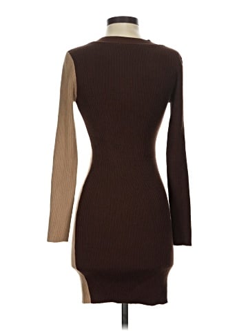 No Boundaries Casual Dress (view 2)