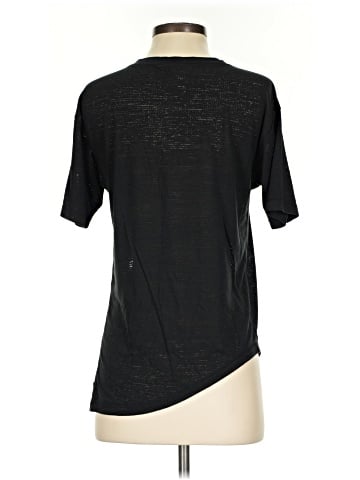 Lululemon Athletica Short Sleeve T-Shirt (view 2)