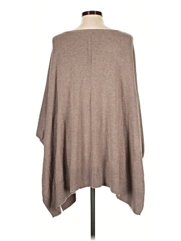Soma Poncho (view 2)