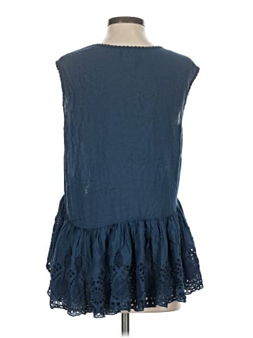 Ivy Jane Sleeveless Blouse (view 2)