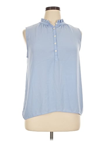 Ann Taylor LOFT Sleeveless Button-Down Shirt (view 1)