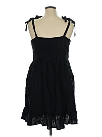 Old Navy Casual Dress (view 2)