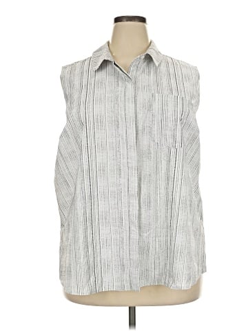 Athleta Sleeveless Button-Down Shirt (view 1)