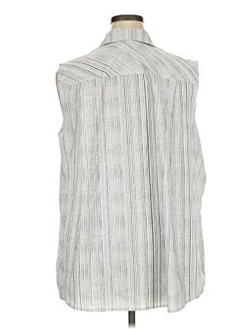 Athleta Sleeveless Button-Down Shirt (view 2)