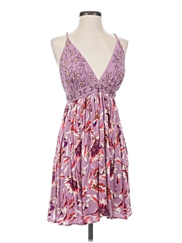 Xhilaration Cocktail Dress (view 1)
