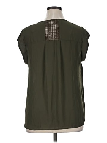 Daniel Rainn Sleeveless Blouse (view 2)