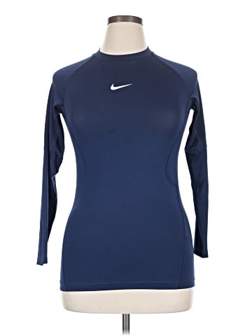 Nike 3/4 Sleeve T-Shirt (view 1)
