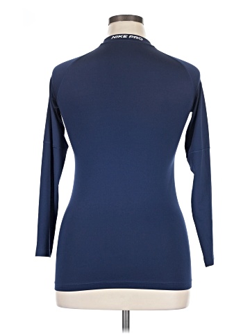 Nike 3/4 Sleeve T-Shirt (view 2)