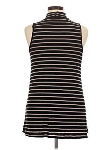 Signature Studio Casual Dress (view 2)