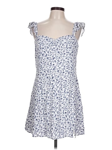Francesca's Casual Dress (view 1)