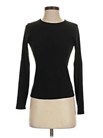 Old Navy Long Sleeve T-Shirt (view 1)
