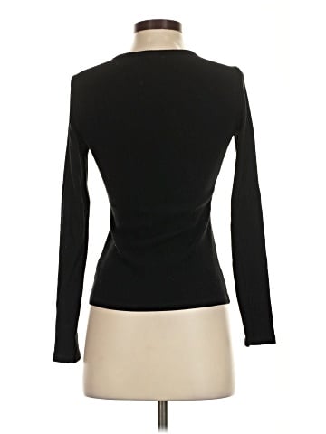 Old Navy Long Sleeve T-Shirt (view 2)